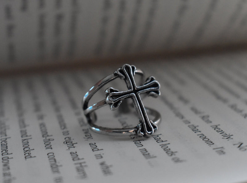 Cross Adjustable Ring