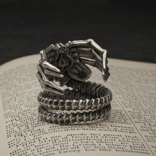 Face Hugger Ring, Alien ring, Gothic rings, Gothic Jewellery