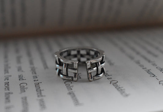 Lattice Adjustable Ring