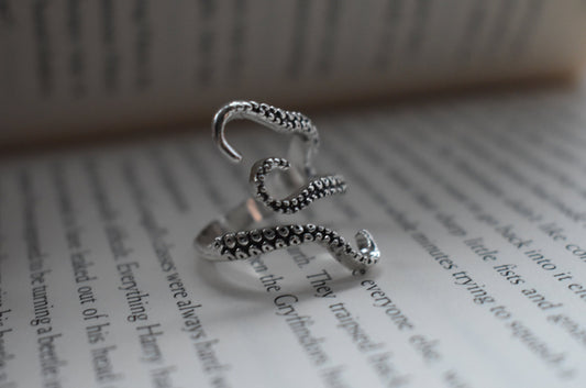 Tentacle Adjustable Ring