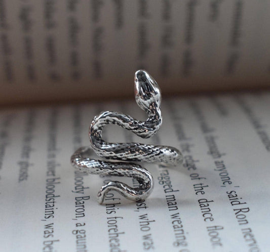 Snake Adjustable Ring